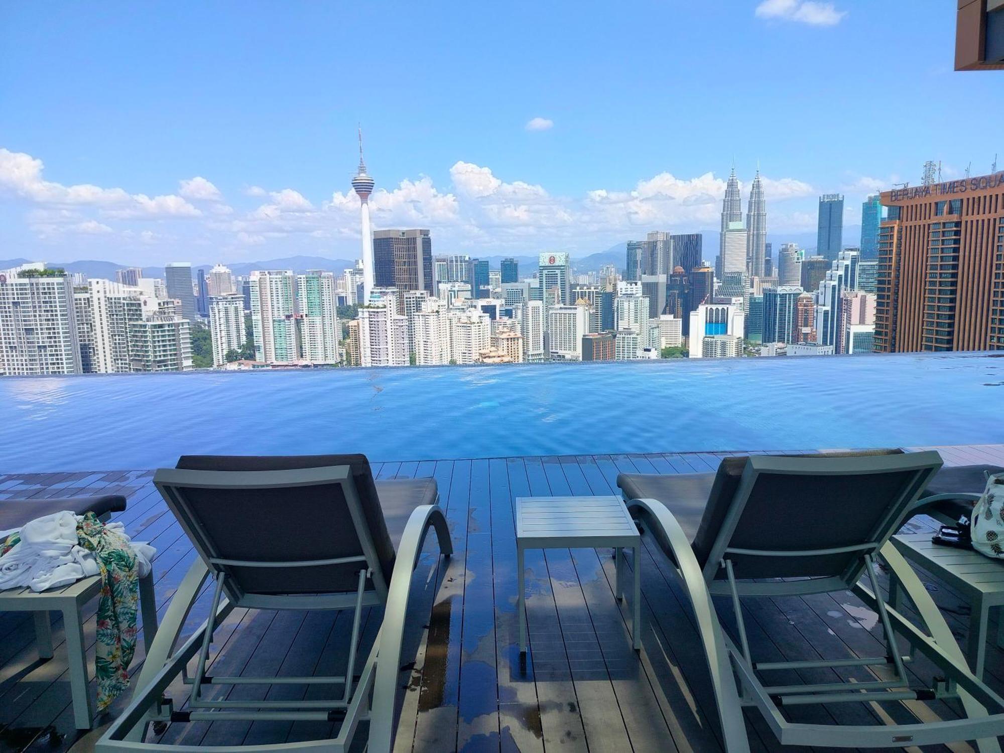 Lucentia Residence Has An Amazing Pool Kuala Lumpur Exteriér fotografie